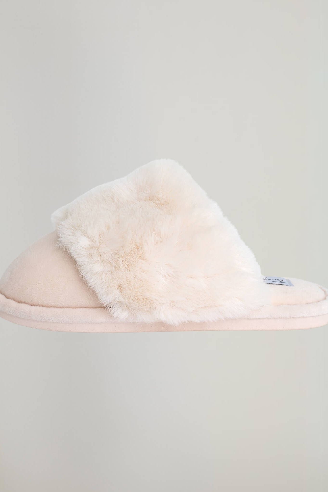 Faceplant Furry Slipper - PREPACK