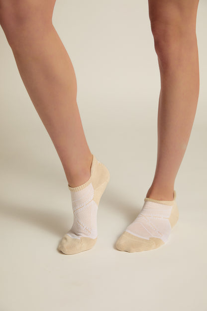 Faceplant Bamboo Ankle Socks - White/Oatmeal PREPACK